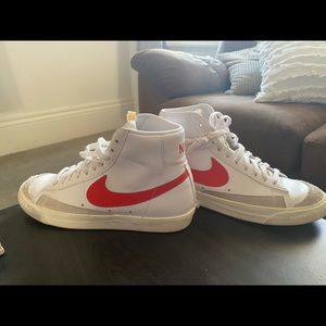 Nike Blazer Mid 77